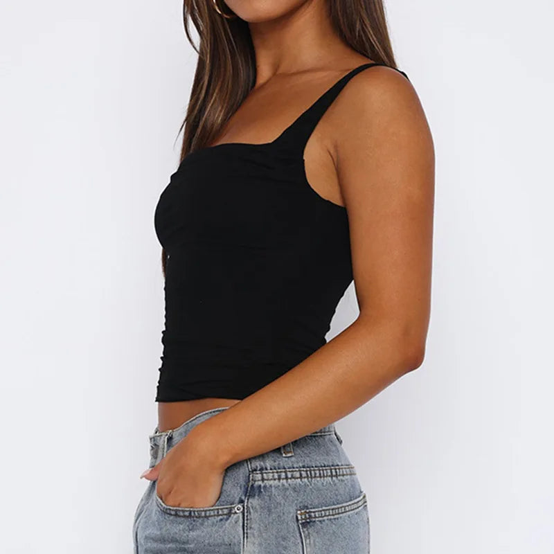 Isaé | Gevormde Top & Subtiele Details